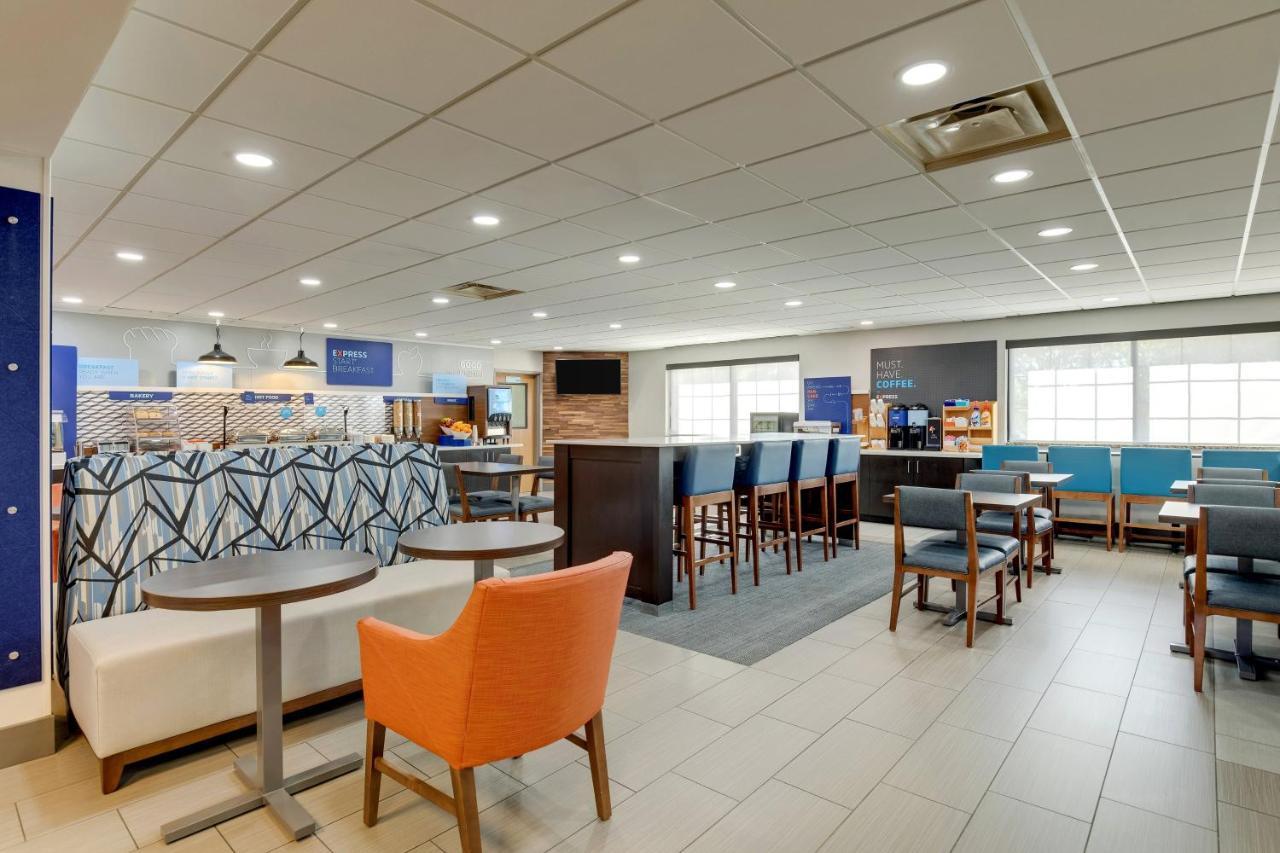 Holiday Inn Express I-95 Capitol Beltway - Largo By Ihg Exterior foto